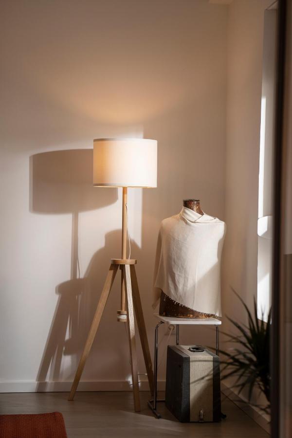Mannequin: Sea View, Private Parking In The Garage Apartment